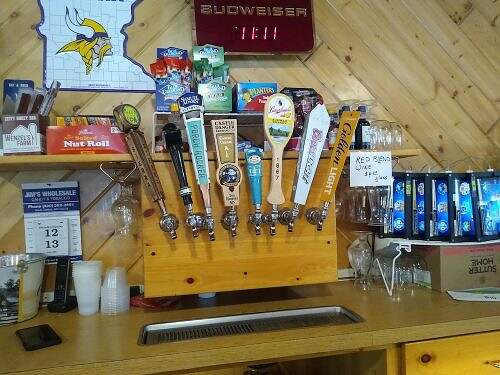 beer taps at osakis liquor store